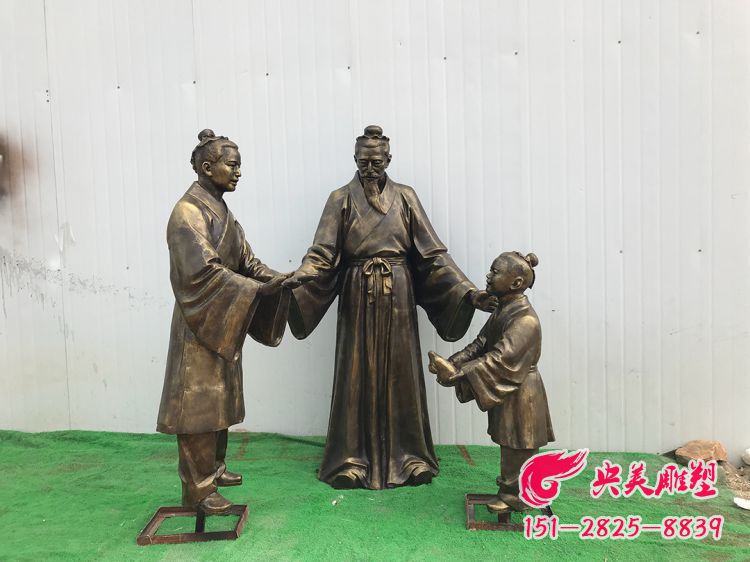 孔融让梨雕塑-玻璃钢仿铜典故人物情景雕塑图片 孔融让梨雕塑-玻璃钢仿铜典故人物情景雕塑图片