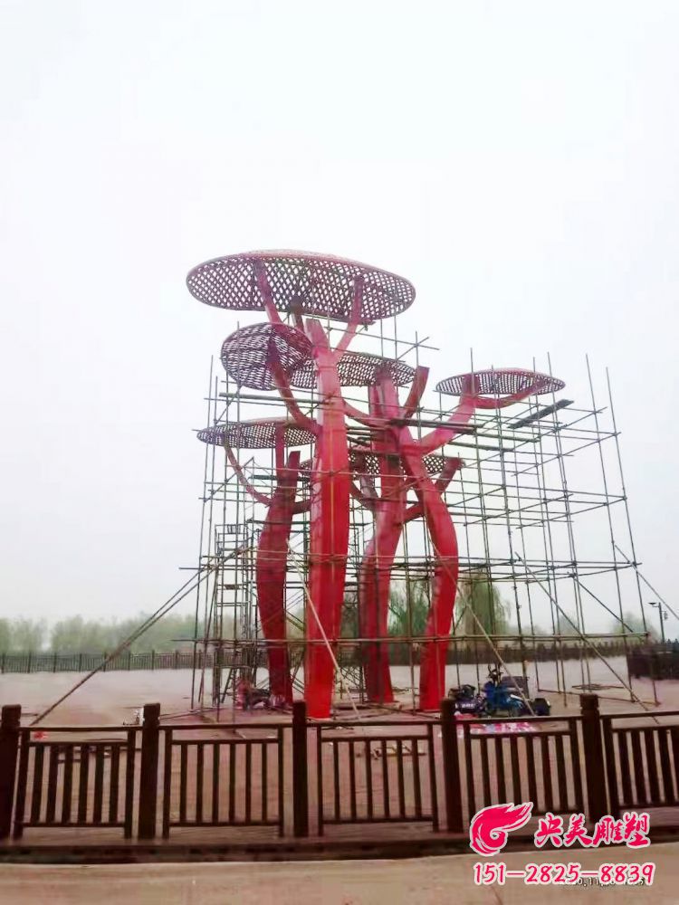 不锈钢树-公园大型不锈钢抽象树形雕塑景观图片 不锈钢树-公园大型不锈钢抽象树形雕塑景观图片
