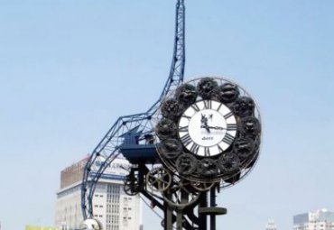 不锈钢雕塑-大型城市广场创意景观钟表雕塑