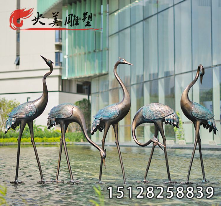 铸铜仙鹤雕塑,庭院水景公园铜雕仙鹤雕塑图片 铸铜仙鹤雕塑,庭院水景公园铜雕仙鹤雕塑图片