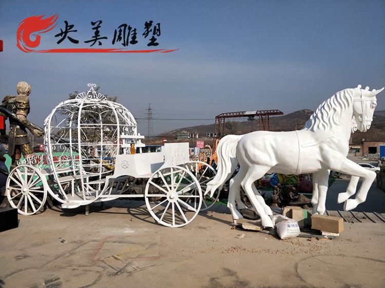 不锈钢镂空马车雕塑 景区园林摆件图片 不锈钢镂空马车雕塑 景区园林摆件图片