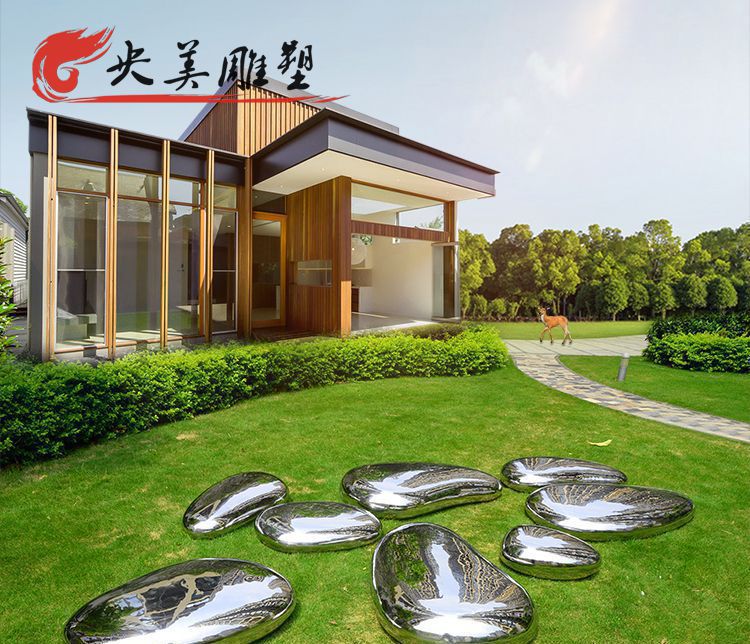 广场不锈钢镜面太湖石雕塑图片 广场不锈钢镜面太湖石雕塑图片