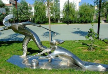 公园不锈钢抽象冰壶运动人物雕塑