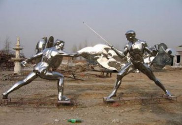 广场不锈钢抽象击剑人物雕塑