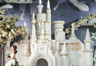 婚礼主题泡沫城堡雕塑