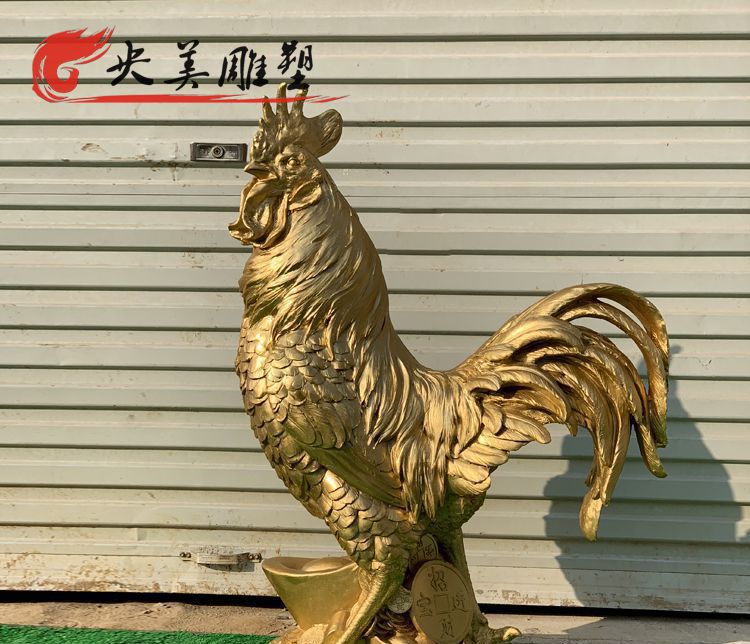 广场装饰铸铜公鸡摆件雕塑图片