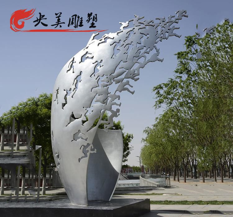 广场摆放不锈钢镂空奥运文化雕塑图片
