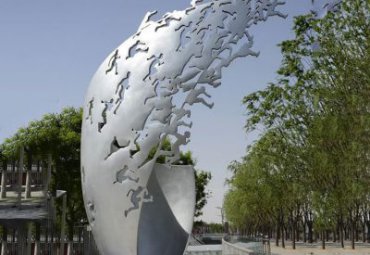 广场摆放不锈钢镂空奥运文化雕塑