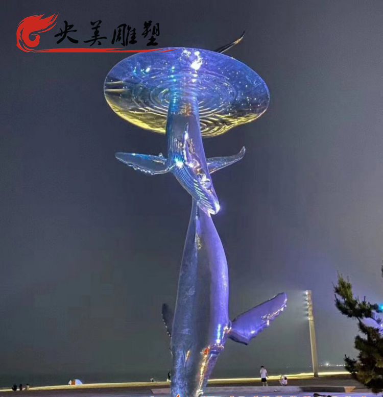 广场摆放大型不锈钢彩绘鲸鱼雕塑图片 广场摆放大型不锈钢彩绘鲸鱼雕塑图片