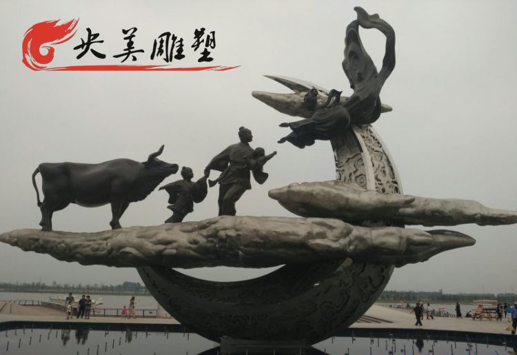 景区园林摆放不锈钢牛郎织女雕塑图片 景区园林摆放不锈钢牛郎织女雕塑图片