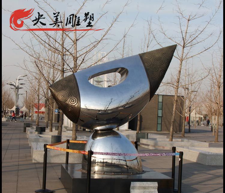 广场摆放不锈钢抽象景观雕塑图片 广场摆放不锈钢抽象景观雕塑图片