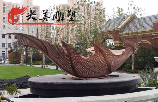 园林摆放不锈钢镂空树叶雕塑图片 园林摆放不锈钢镂空树叶雕塑图片