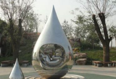 公园摆放不锈钢镜面抽象水滴雕塑