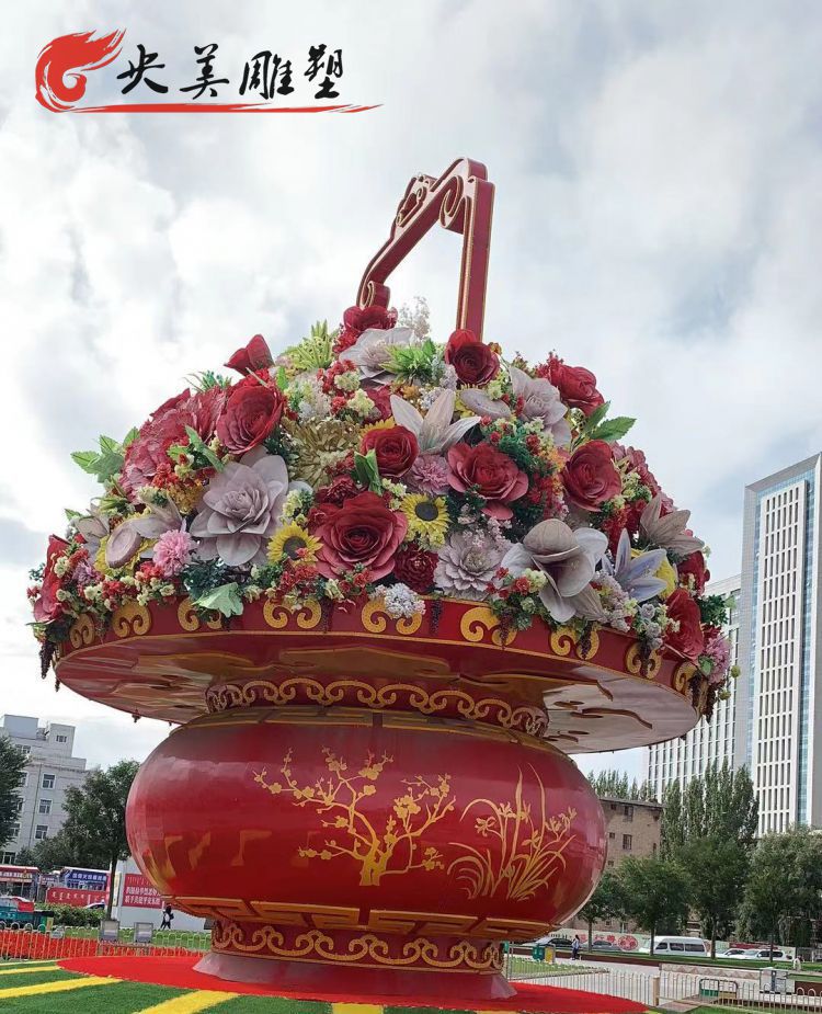 广场摆放玻璃钢彩绘大花篮景观雕塑图片 广场摆放玻璃钢彩绘大花篮景观雕塑图片