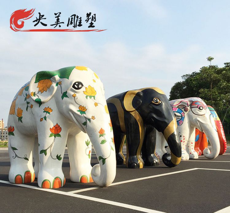 园林玻璃钢卡通彩绘景观大象雕塑图片 园林玻璃钢卡通彩绘景观大象雕塑图片