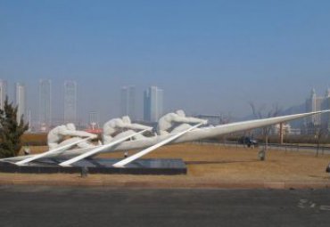 体育公园不锈钢抽象皮划艇运动员景观雕塑