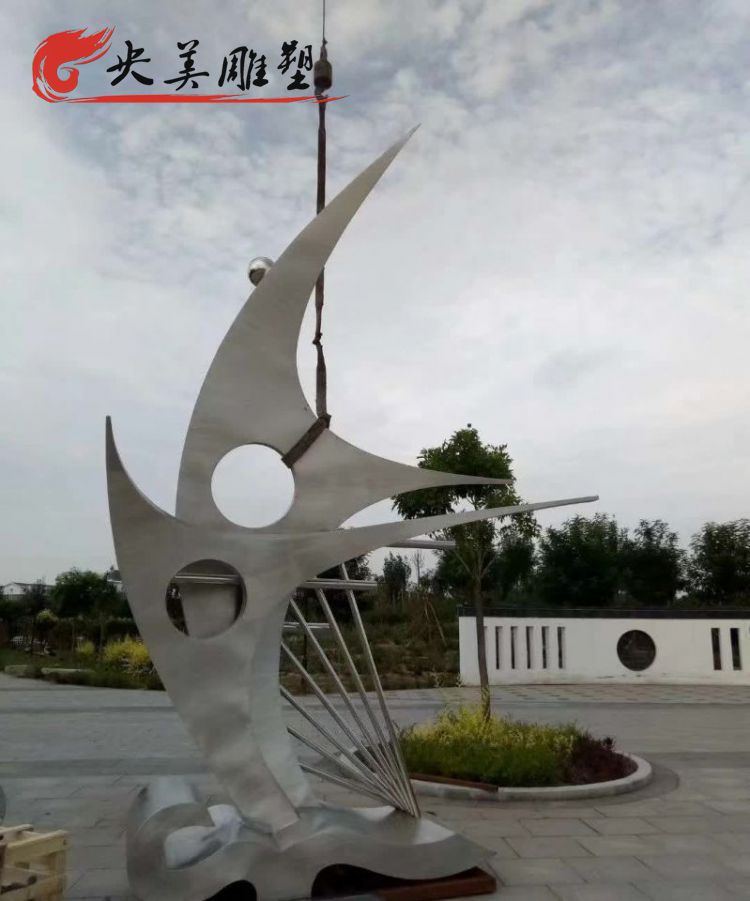 公园广场摆放不锈钢帆标识景观雕塑图片
