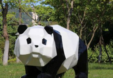 户外园林玻璃钢切面几何熊猫雕塑