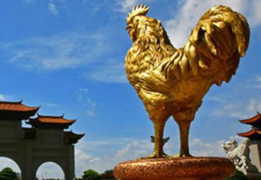 景点摆放玻璃钢仿铜大公鸡动物雕塑
