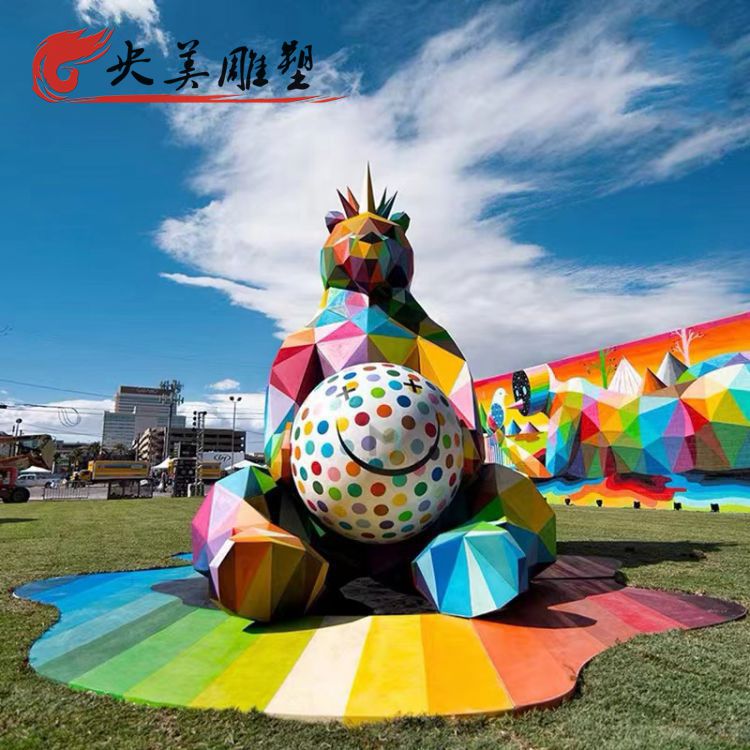 玻璃钢彩绘几何玻璃钢熊广场景观雕塑图片 玻璃钢彩绘几何玻璃钢熊广场景观雕塑图片