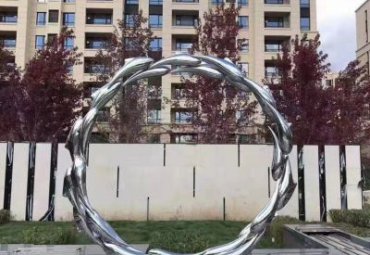 别墅园林水景摆放不锈钢抽象鱼群圆环雕塑