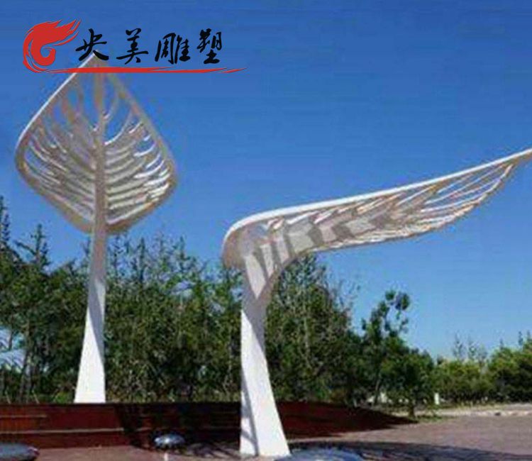 景点广场摆放不锈钢镂空树叶亭子景观雕塑图片 景点广场摆放不锈钢镂空树叶亭子景观雕塑图片