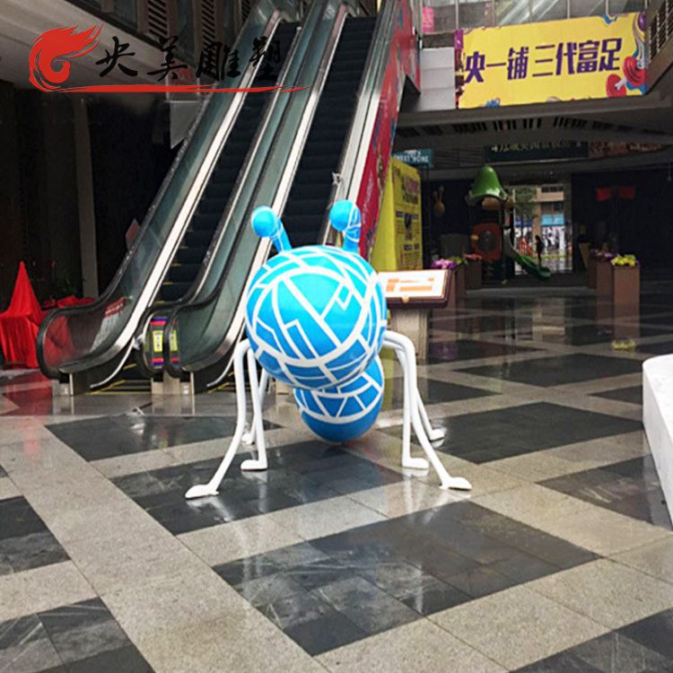 商场户外摆放玻璃钢彩绘抽象蚂蚁景观雕塑图片