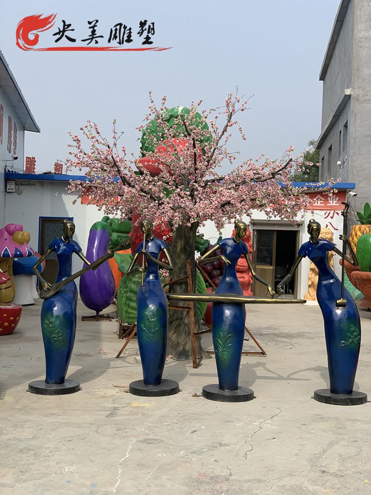景区景点玻璃钢抽象吹拉弹唱的人物雕塑图片 景区景点玻璃钢抽象吹拉弹唱的人物雕塑图片