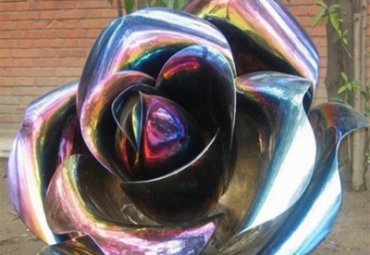 城市广场彩色创意不锈钢玫瑰雕塑