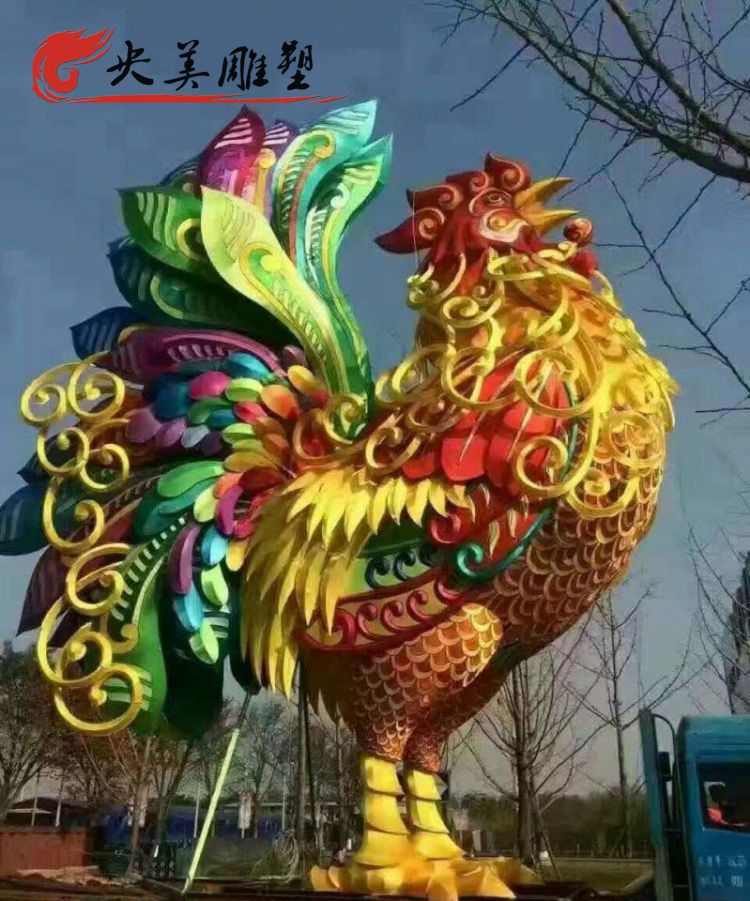 广场摆放大型彩绘玻璃钢公鸡园林景观动物雕塑图片 广场摆放大型彩绘玻璃钢公鸡园林景观动物雕塑图片