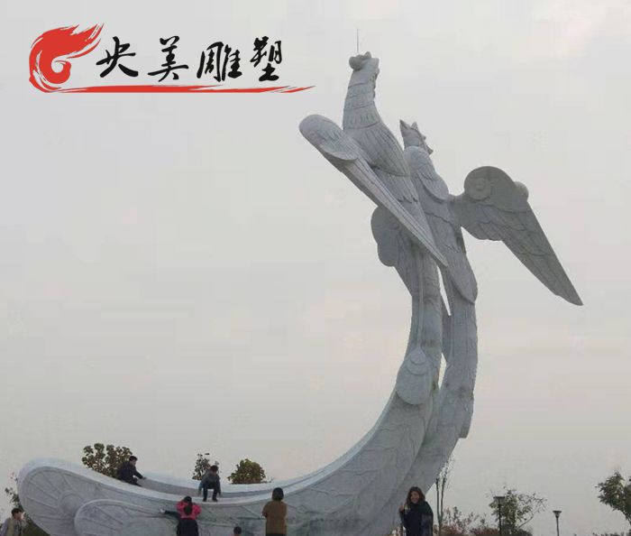 广场大型不锈钢抽象创意飞翔的凤凰雕塑图片 广场大型不锈钢抽象创意飞翔的凤凰雕塑图片