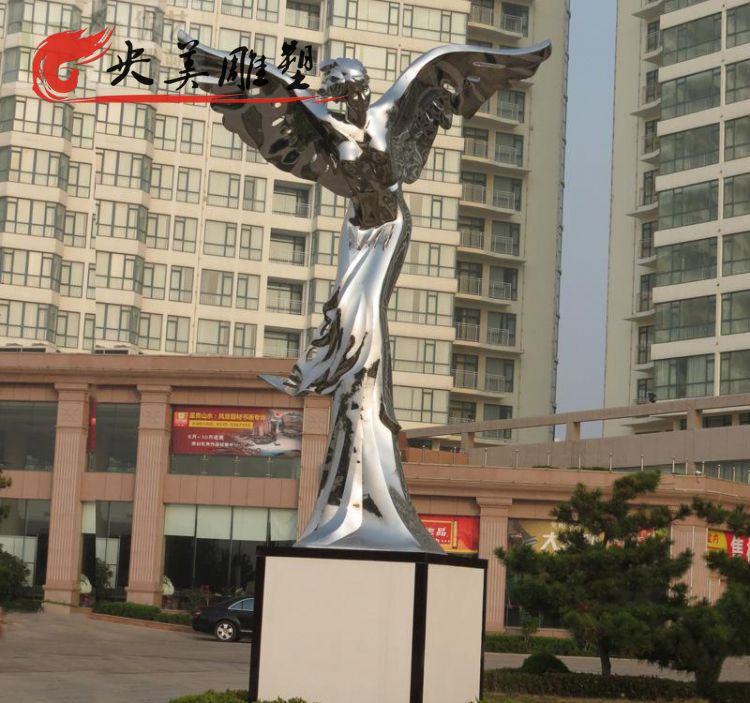 小区广场镜面不锈钢抽象西方天使女神人物雕塑图片 小区广场镜面不锈钢抽象西方天使女神人物雕塑图片