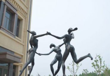 城市广场创意玻璃钢仿铜跳舞的抽象人物雕塑