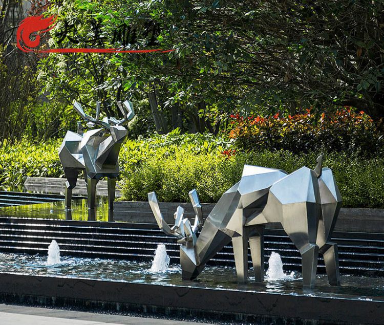 小区园林喷泉水池摆放不锈钢几何抽象鹿小品雕塑图片