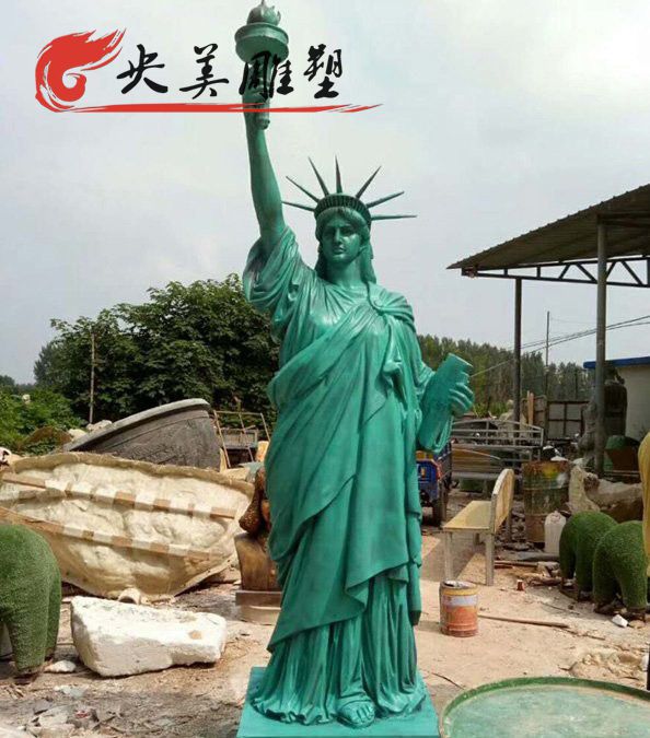 景点广场摆放玻璃钢自由女神雕像景观雕塑图片 景点广场摆放玻璃钢自由女神雕像景观雕塑图片