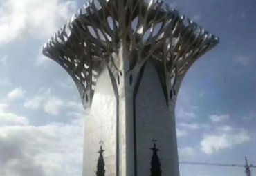 城市广场地标性景观大型不锈钢树拱门雕塑