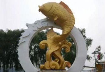 景区园林户外摆放不锈钢跳跃金色鲤鱼圆环雕塑