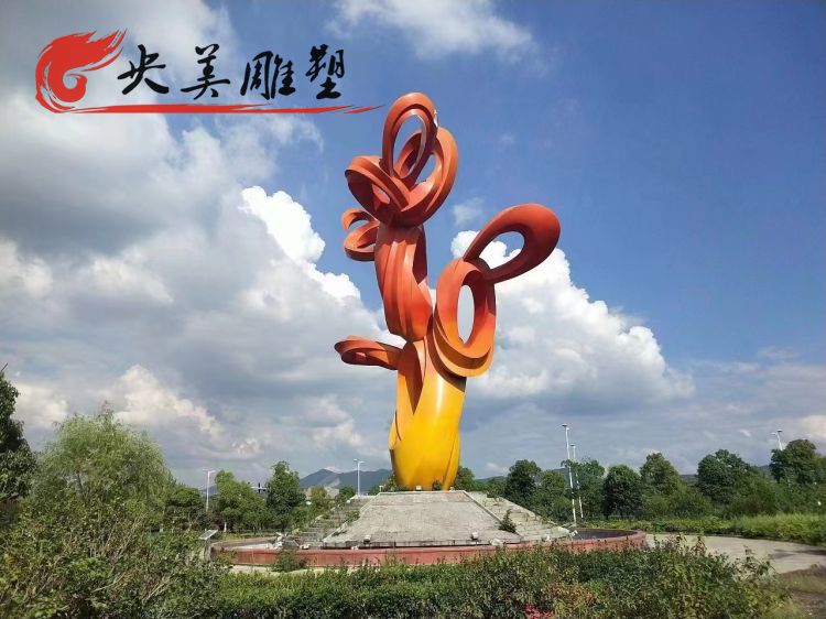 户外广场大型玻璃钢创意异形圆环装饰摆件图片 户外广场大型玻璃钢创意异形圆环装饰摆件图片