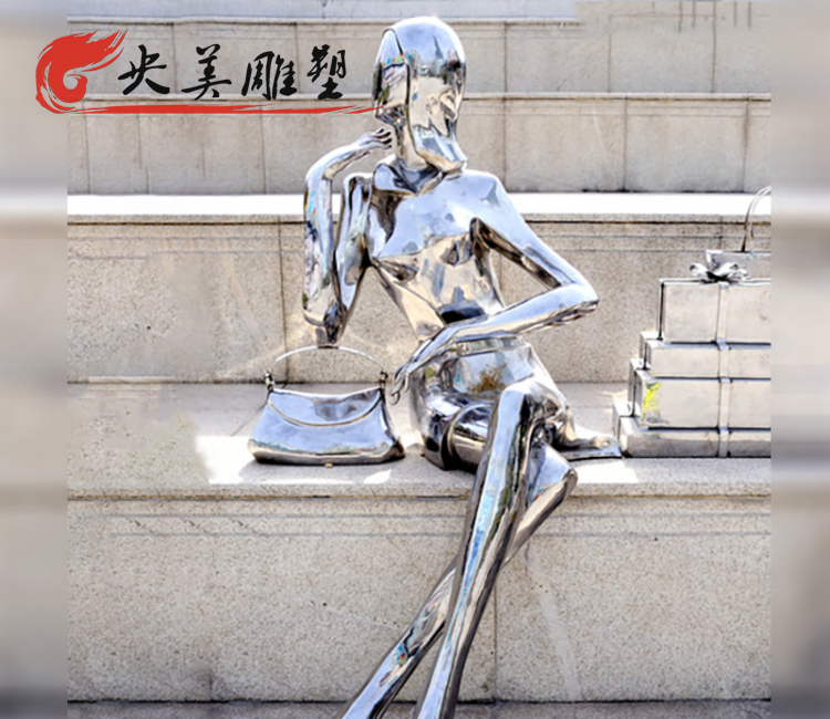 城市广场不锈钢镜面抽象女性人物景观图片 城市广场不锈钢镜面抽象女性人物景观图片