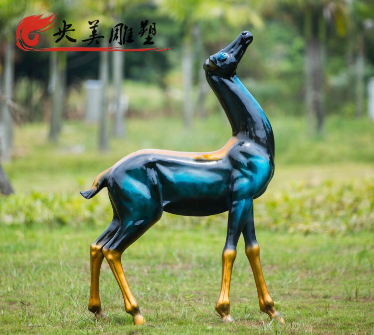 户外草坪玻璃钢抛光抽象公鹿雕塑图片 户外草坪玻璃钢抛光抽象公鹿雕塑图片
