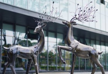 城市广场玻璃钢仿铜抽象梅花鹿装饰雕塑