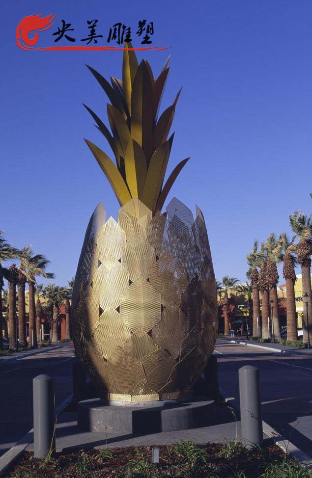 景区广场摆放抽象水果不锈钢镂空菠萝景观雕塑图片