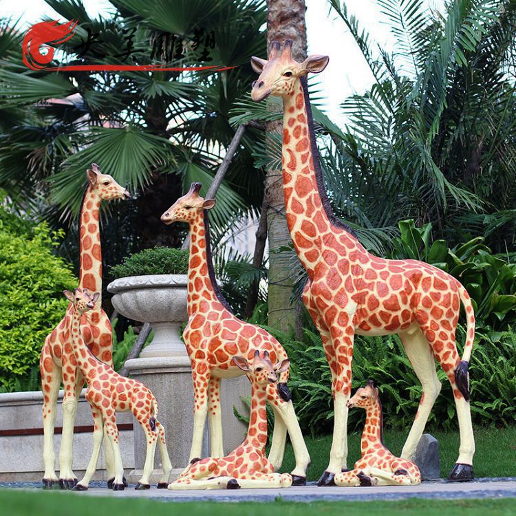 城市园林玻璃钢仿真动物长颈鹿雕塑图片