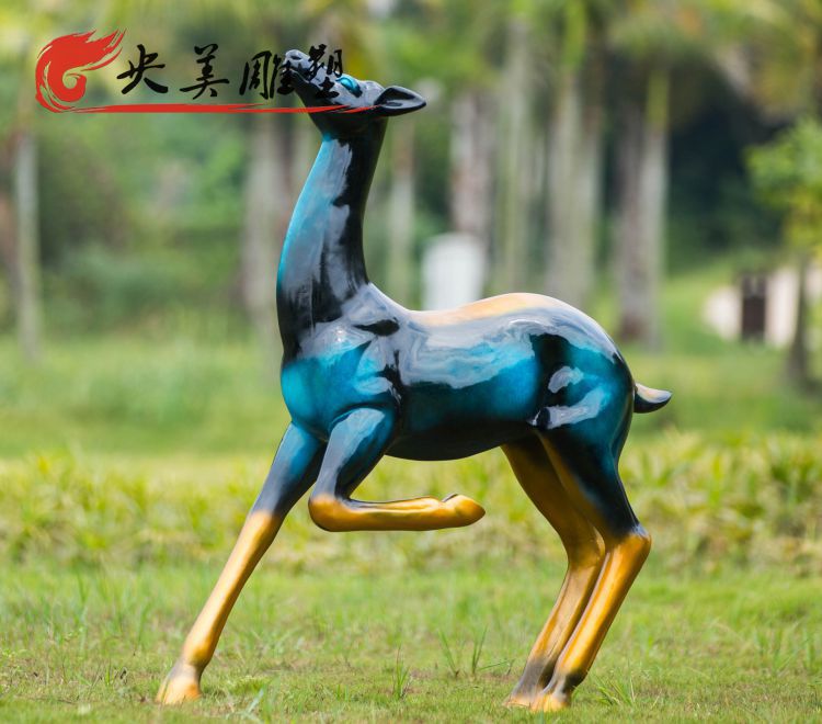 园林草坪玻璃钢抛光抽象动物落地摆件梅花鹿图片 园林草坪玻璃钢抛光抽象动物落地摆件梅花鹿图片