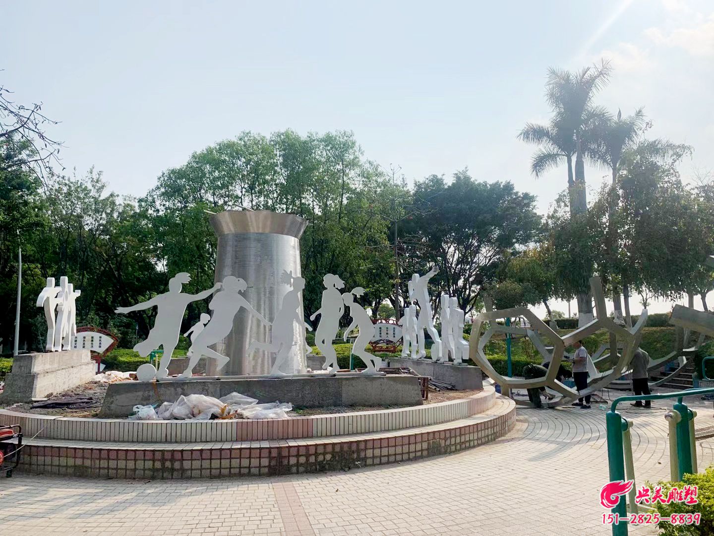 广东梅州市剑英体育馆体育主题景观雕塑 广东梅州市剑英体育馆体育主题景观雕塑